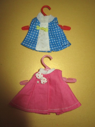 696 zwei alte barbie - 696),