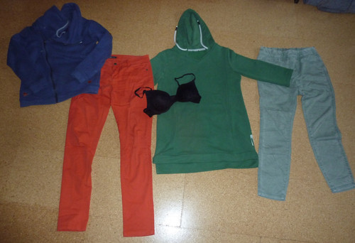 Kleidungs paket 2 hosen - -,