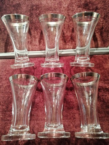 Cocktailgläser mit