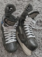 Nike Bauer Supreme 30