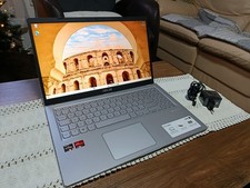ASUS Vivobook  15,6" FHD