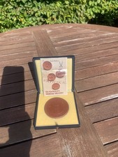 DDR Meissen Medaille Porzellan