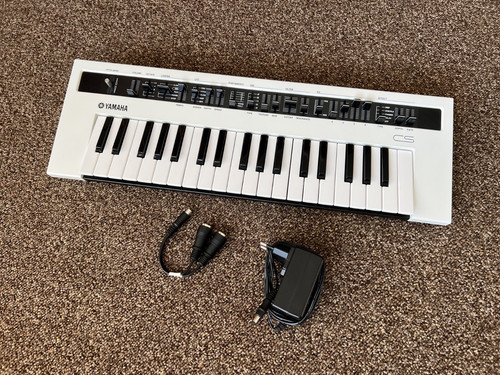 Yamaha reface synthesizer - yamaha,
