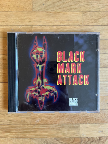 Black mark attack - black,