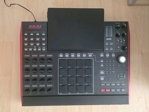 Akai mpc standalone - x,