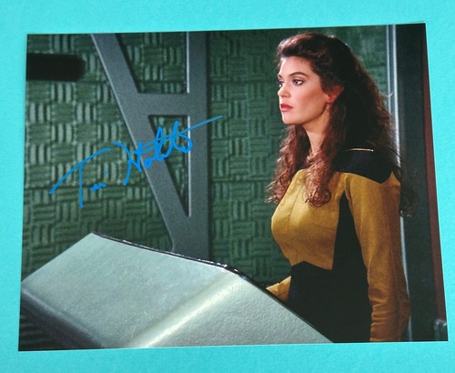 Teri hatcher star trek - ,