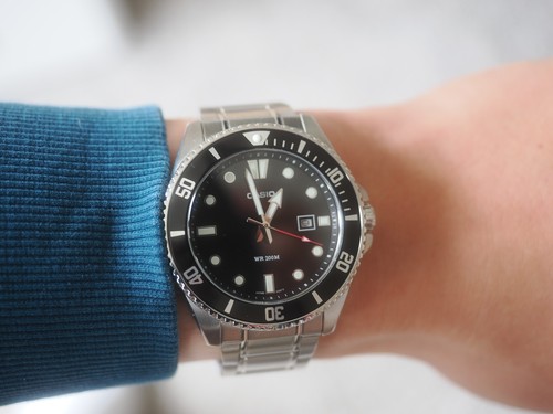 Casio duro mdv 107 - casio, mdv-107