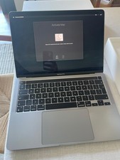 Apple MacBook Pro 13 Zoll M1