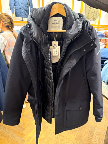 Woolrich new mountain parka - new,