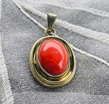 Anhänger mit Schmuckstein im