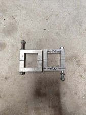 2 Klemmhalter Pfostenhalter Rohrschelle für 4 Kant  Rohr 60 mm