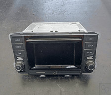 Radio mit Satellitennavigationssystem  VOLKSWAGEN POLO (6C) 1.4 TDI BMT (66Kw)