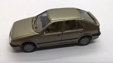AMW Renault R 19 Schrägheck champagnergoldmetallic (21)