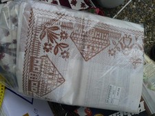 Schöne Bauernhäuser Tischdecke  Bauerntischdecke  193 x 128 Neu