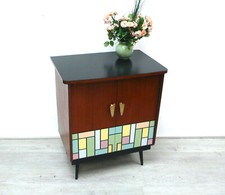 50er Beistellschrank 2 Türen, Nuß-Schwarz mit Mondrian Muster Rockabilly Ära