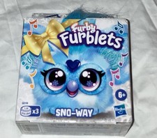 Hasbro Furby Furblets Holiday