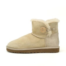 UGG Damen Classic Kurz