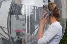 Telefonmuschel Telefonzelle original Telekom mit Münzfernsprecher Clubtelefon 5