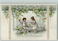 10225782 - Kinder auf einer Rundbank Rosen AK Geburtstag