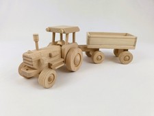 Traktor mit Anhänger MAX