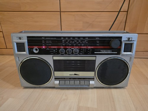 Toshiba stereo radio 90s - toshiba, rt-radio