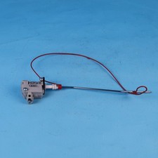 Audi A6 4F C6 Stellmotor Tankdeckel 4F0862153B Stellelement Tankklappe Original