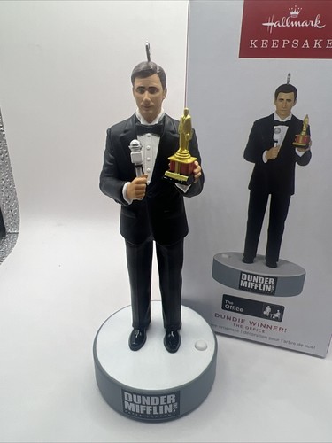 Dundie winner the office - dundie,