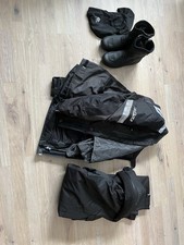 Motorradkleidung Inclusive Helm