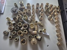 Gewindefittings aus Messing Konvolut Schraubfitting Fittings Fittinge