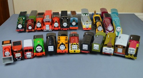 Thomas the tank engine - thomas,