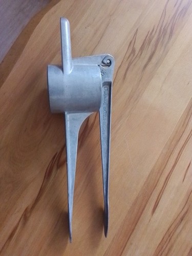 ältere spätzlepresse - ältere,