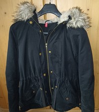 Winterjacke Parka H&M DIVIDED