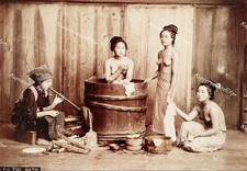 China Akt Erotik nude Badehaus