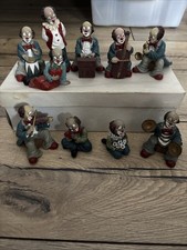 Gilde Clown Musikgruppe, 10 Musiker unterschiedlich Groß