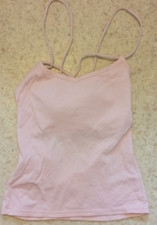 Tragertop Top, tieferer Rückenausschnitt, Cups an Brust - GrößeM - Länge 47 cm