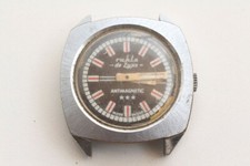 Schöne Armbanduhr Ruhla de luxe made in GDR mit Datumanzeige vintage 1970er 70s