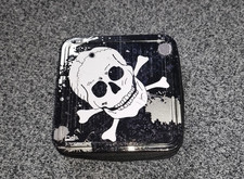 CD / DVD Hülle Tasche Metall Box Wallet Mappe 24 Steckplätze (Totenkopf)