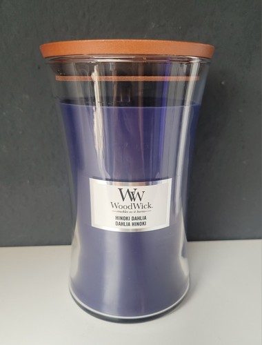 Neu woodwick candle - neu✨️,