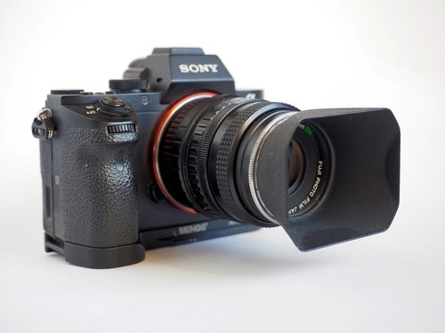 Adaptiert auf sony - adaptiert,