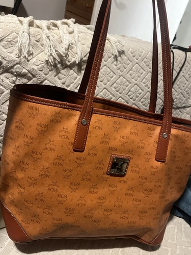 Mcm tote medium - mcm,