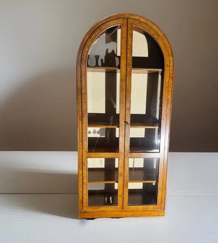 Edle rundbogenvitrine - rundbogenvitrine, in