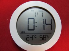 Thermometer Innen Digital  mit Hygrometer und Uhr Datum weiß rund