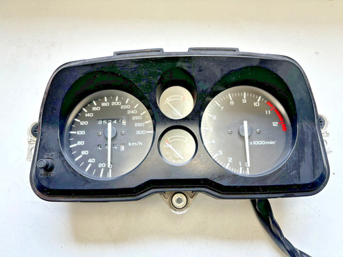 Honda cbr1000f cockpit - honda,