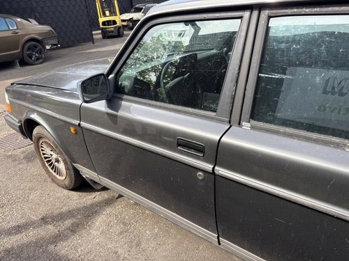 Tür links vorne volvo - vorne, 240