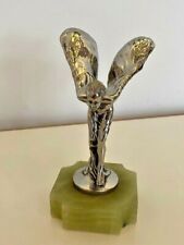 Rolls Royce Emily Kühlerfigur auf Marmorsockel