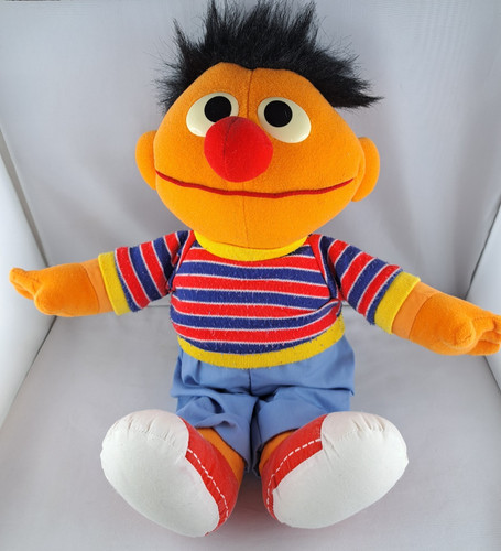 Ernie sesamstrasse kuschel - ernie,