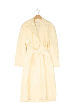 by Aylin Koenig Ledermantel