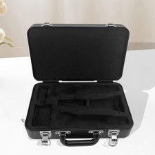 Klarinettenkoffer mit Abteilen