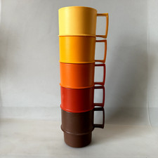 5 stapelbare TUPPERWARE