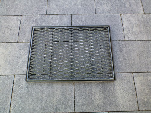 Robuster gitterrost mit - robuster,